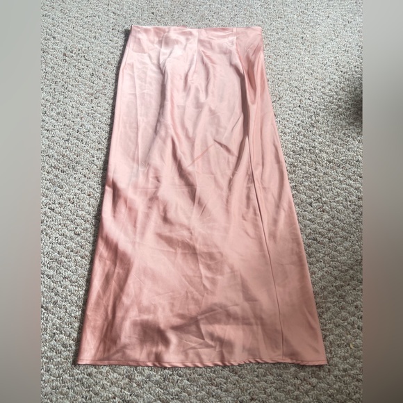 Forever 21 Pink Satin Button-Front Maxi Skirt – Size M - Picture 5 of 5